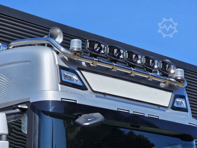 Scania S770 8x4/4 / 180 000 KG / HYDRAULIQUE Scania S770 8x4/4 / 180.000 KG / HYDRAULIC