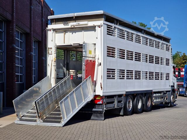 Stočni transport Scania P400 8x4*4 - 2/3 deck livestock Guiton 29.78M2 ...
