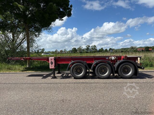 Containertransport Schmitz Cargobull SCF24 20FT Chassis / Tank / ADR / BPW Axles / D...