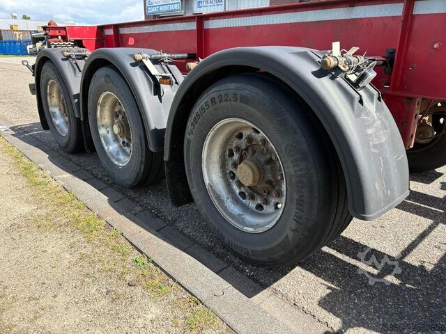 Containertransport Schmitz Cargobull SCF24 20FT Chassis / Tank / ADR / BPW Axles / D...