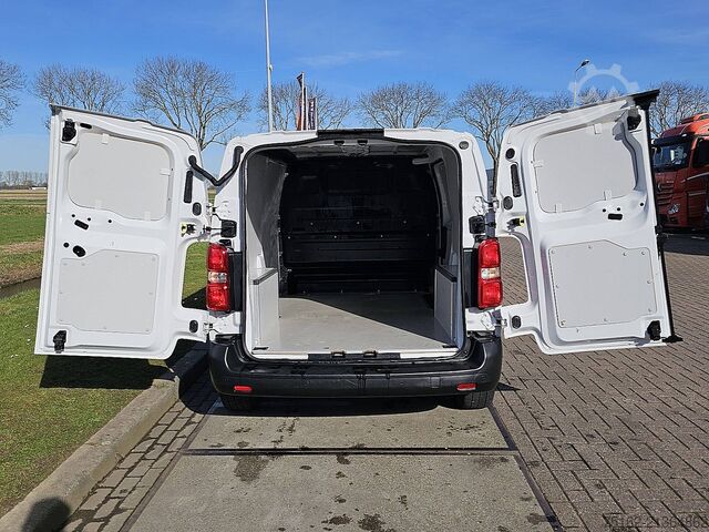 Camioneta familiar de techo alto OPEL VIVARO 1.6 L2 Airco Euro6