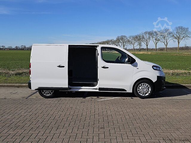 Camioneta familiar de techo alto OPEL VIVARO 1.6 L2 Airco Euro6