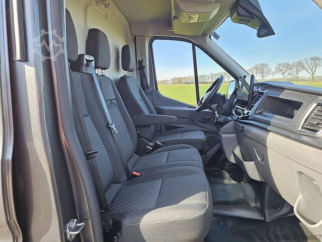 Bestelauto FORD TRANSIT 2.0 L3H3 RWD Navi