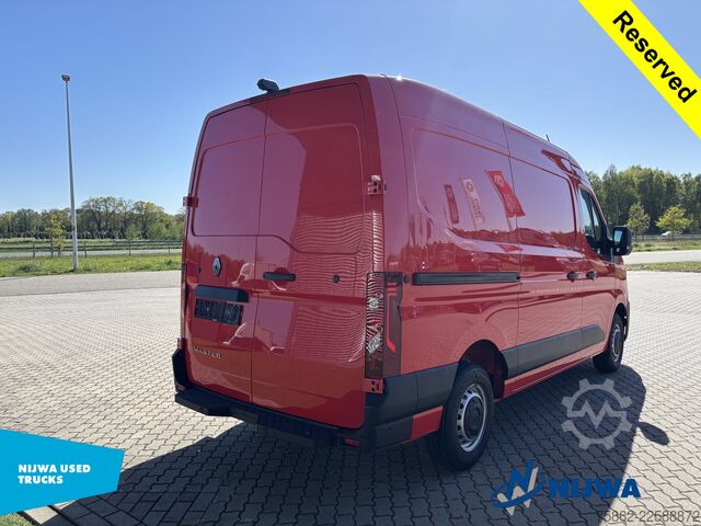 Furgão de painéis Renault Master 130 L2H2 Carplay + Betimmering