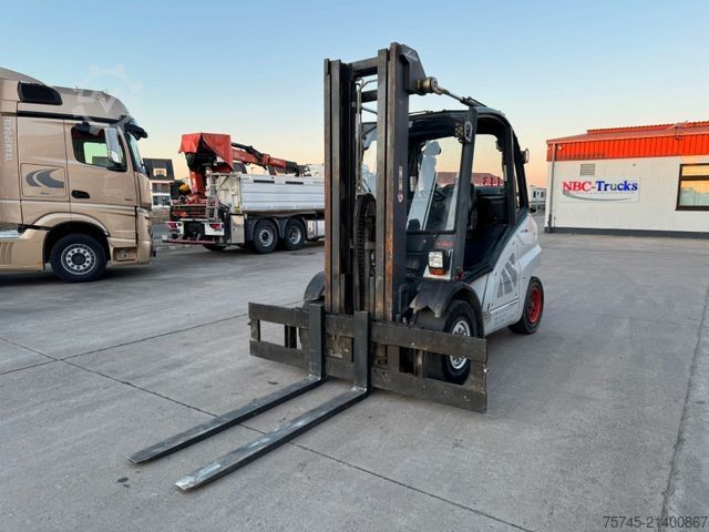 Első homlokrakodó targonca LINDE H 50 * TRIPLEX * GAS * 5.600 h *