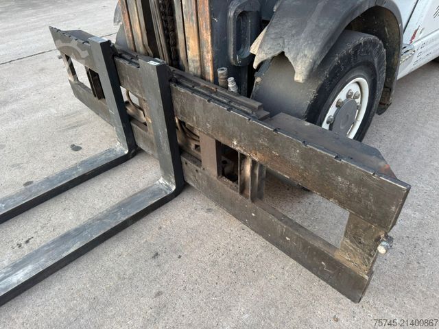 Első homlokrakodó targonca LINDE H 50 * TRIPLEX * GAS * 5.600 h *