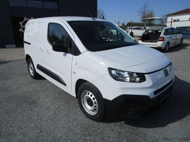 Dobozos furgon FIAT Doblo *102 PS+Neu+Klima+Top Ausstattung*