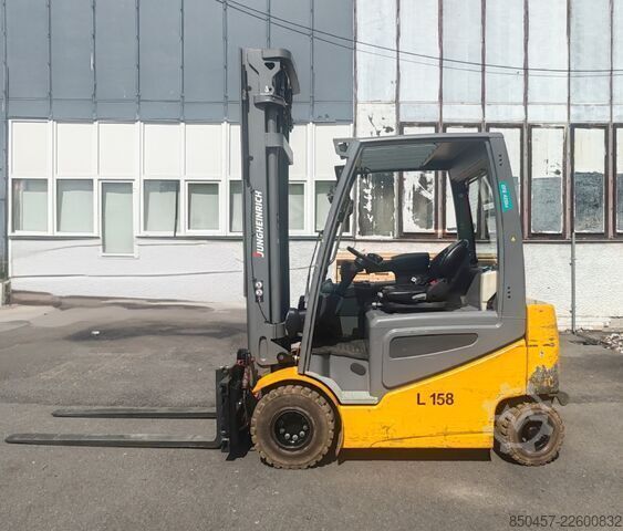 Electric – 4 roți Jungheinrich EFG 425ks 6.5m/ batt2021/ 4v