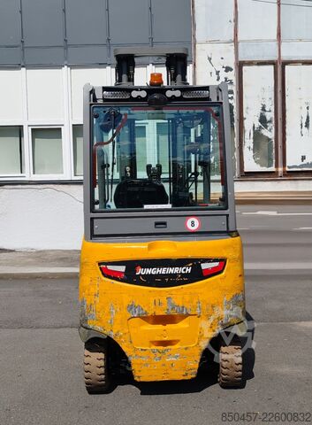 Electric – 4 roți Jungheinrich EFG 425ks 6.5m/ batt2021/ 4v