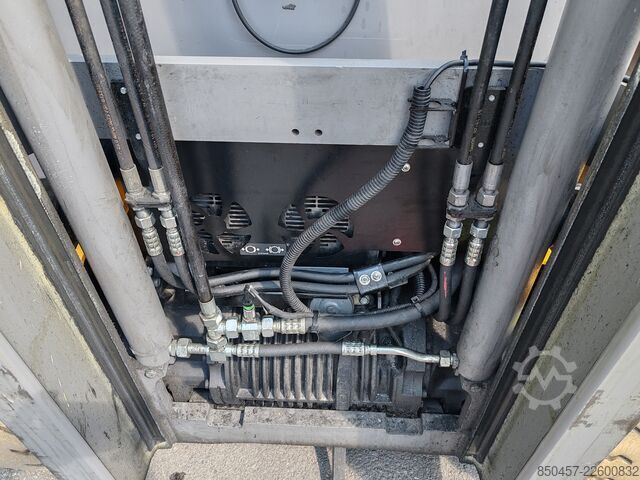 Electric – 4 roți Jungheinrich EFG 425ks 6.5m/ batt2021/ 4v