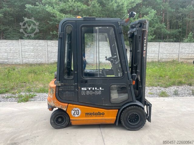 Electric - 4 wheels Still R60-25 /batt 2013