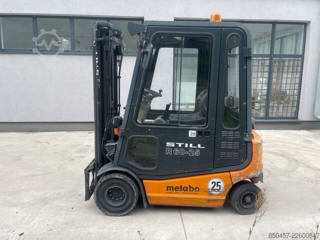 Electric - 4 wheels Still R60-25 /batt 2013