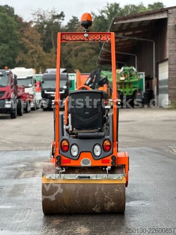 Envalsvält HAMM HD 10VV Tandem Walze 22PS 2021