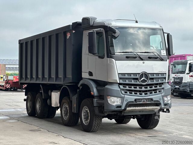 Tippbil MERCEDES-BENZ Arocs 4148 8x8 BB Piet Ruizeveld AK