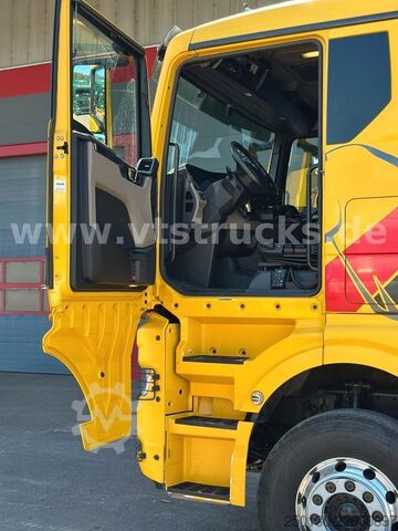 Timberbil MAN TGX 33.580 6x4 BL PAVIC Holz & TAJFUN 130ZK