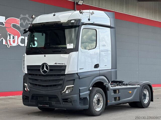 Standard dragbil MERCEDES-BENZ Actros 1853 LS 4x2 BL Schubbodenhydraulik