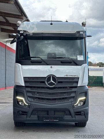Standard dragbil MERCEDES-BENZ Actros 1853 LS 4x2 BL Schubbodenhydraulik