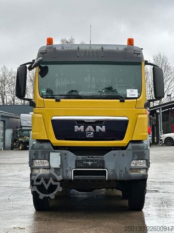 Tresidig tippbil MAN TGS 35.480 8x6BB Meiller Bordmatik *Motorschaden