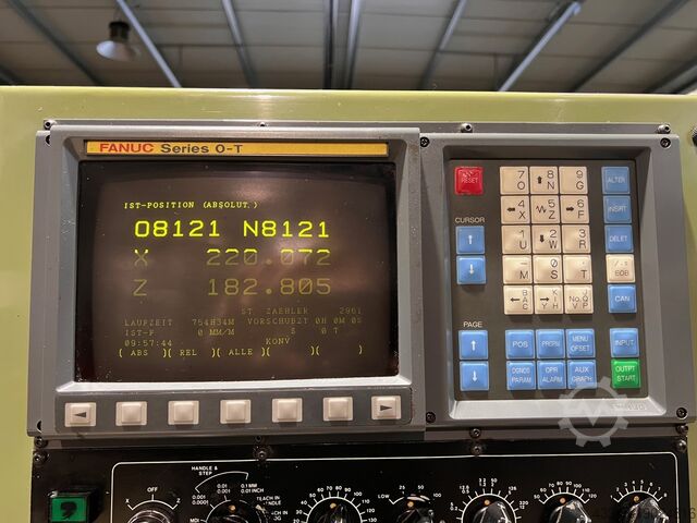 Tokarka CNC YCM TC-2