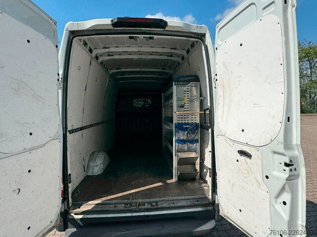 Panelvan IVECO Daily 35S16 Hi-Matic Kastenwagen L2H2