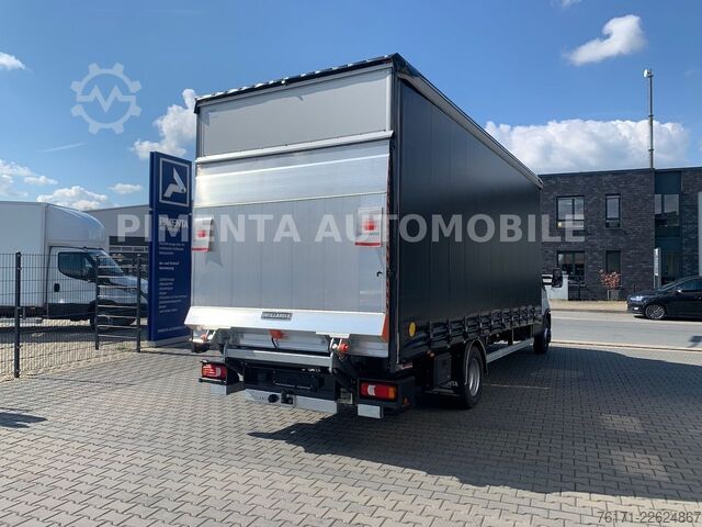 Ponyvával szerelt furgon IVECO Daily 70C18A8P MY26 AUT SCHIEBEPLANE LUFTF LBW