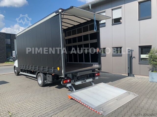 Ponyvával szerelt furgon IVECO Daily 70C18A8P MY26 AUT SCHIEBEPLANE LUFTF LBW