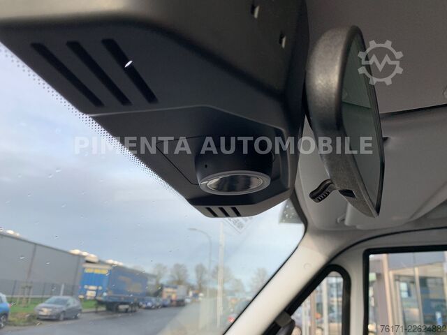 Pick-up furgon IVECO Daily 70C18H MY26 DOKA PRITSCHE DIFFS NAVI AHK