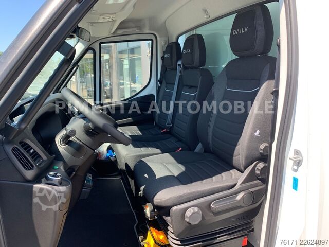 Italos szállító jármű IVECO Daily 70C18A8P MY26 AUT SCHIEBEPLANE LBW 1500kg