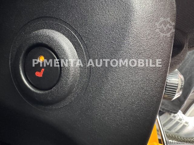 Pick-up furgon IVECO Daily 70C18HP PRITSCHE LUFTFE SIEBD KISTE LBW