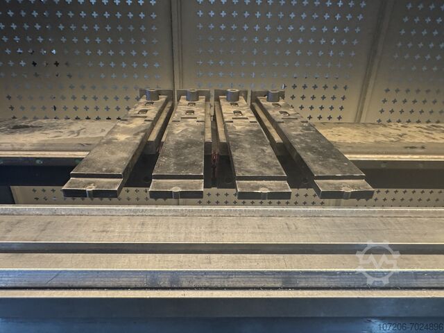 Presa hidraulica Otinus O”PBO 3212 CNC OT 41 125/3200