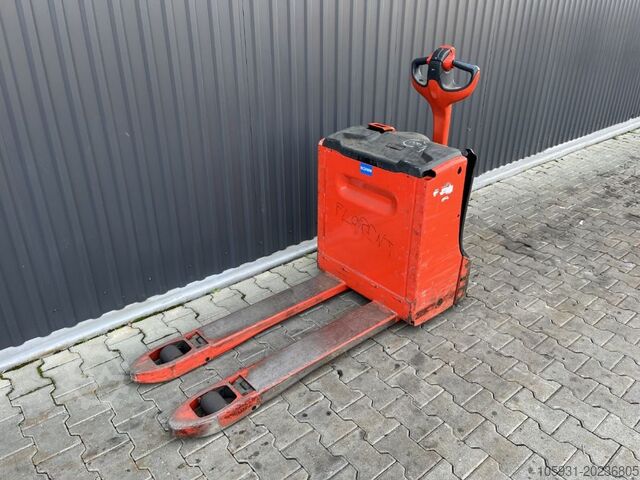 Empilhadeira baixa Linde T16