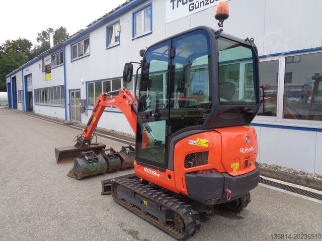 Mini-pelle KUBOTA KX019-4 SW + 4 x Löffel