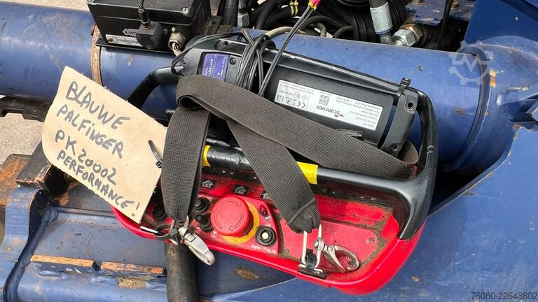 Grúa PALFINGER PK 20002 (WITH RADIO / REMOTE / 2X LEGS / INCL ...
