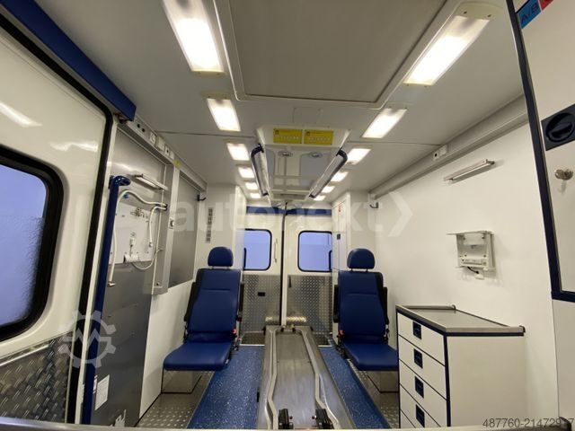 Autospecială de pompieri MERCEDES-BENZ Sprinter 518 V6 CDI RTW *TOP ZUSTAND*