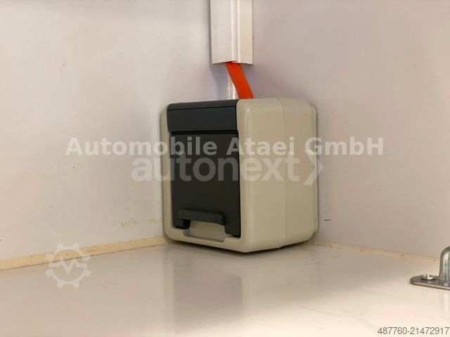 Autospecială de pompieri MERCEDES-BENZ Sprinter 518 V6 CDI RTW *TOP ZUSTAND*