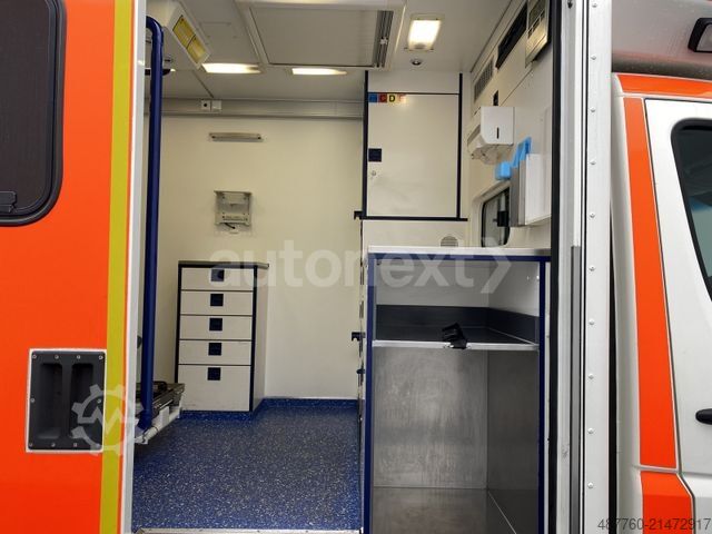 Autospecială de pompieri MERCEDES-BENZ Sprinter 518 V6 CDI RTW *TOP ZUSTAND*