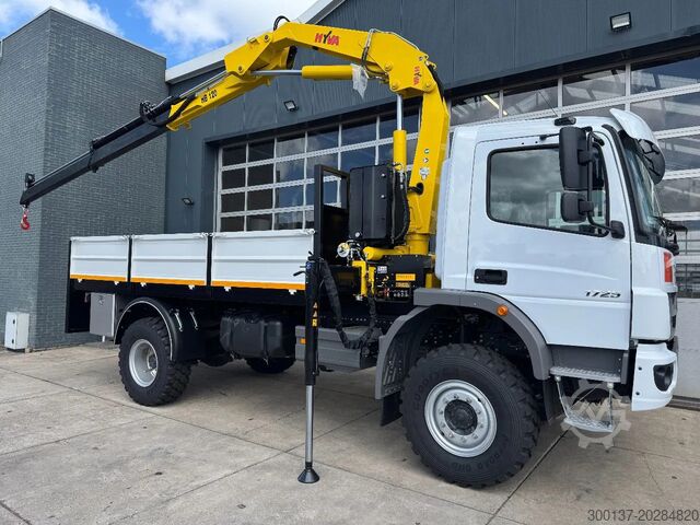 Vrachtwagen met kraan Mercedes-Benz Atego Atego 1725 4x4 Flatbed with Hyva HB120 Crane