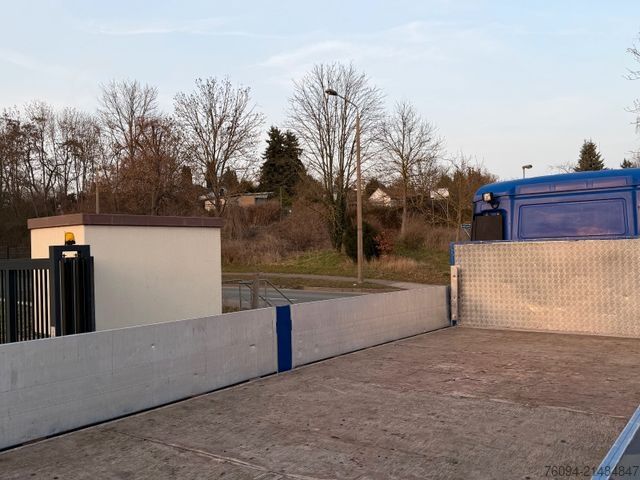 Grúa montada en camión MAN TGM 12.250 4x2 Pritsche 20m KRAN FUNK AHK