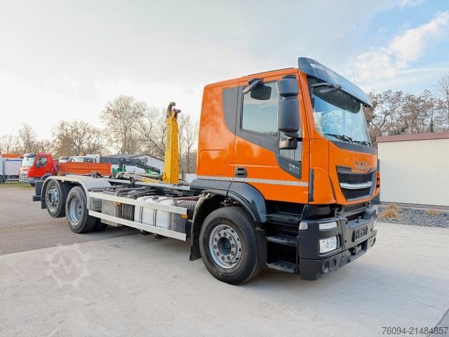 Camión portacontenedores de gancho IVECO X-Way  460 6x2 Abrollkipper lift /lenk AHK