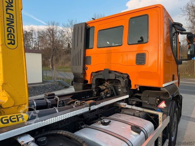 Camión portacontenedores de gancho IVECO X-Way  460 6x2 Abrollkipper lift /lenk AHK