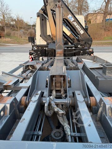 Grúa montada en camión DAF CF 75.250 Abrollkipper KRAN FUNK