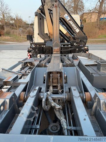 Camión portacontenedores de gancho DAF CF 75.250 Abrollkipper KRAN FUNK