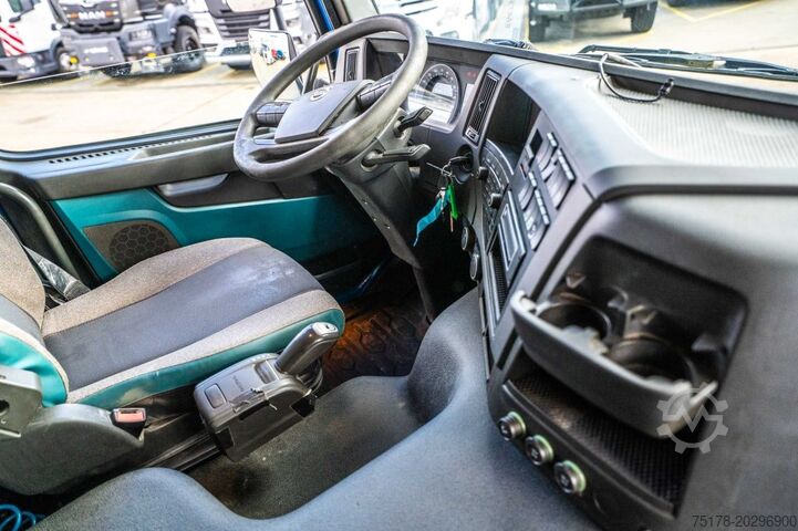 Standard-SZM VOLVO FMX 420+KIPHYDR.