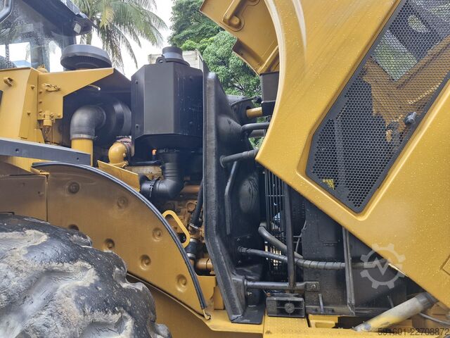 Caterpillar 966h