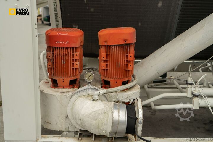 Køler Used Aircooled chiller TRANE RTAD145 524.6 KW. 2009 yom
