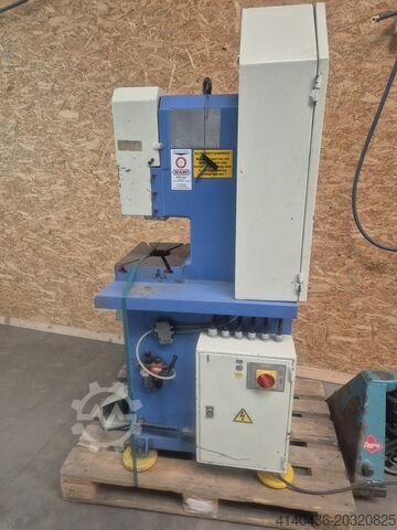 Excentrische pers Knuth KEX 10
