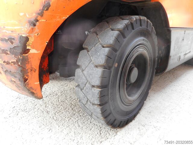 4-wiel heftruck DOOSAN D35C-5 Triplex + SS + ZV + Kabine