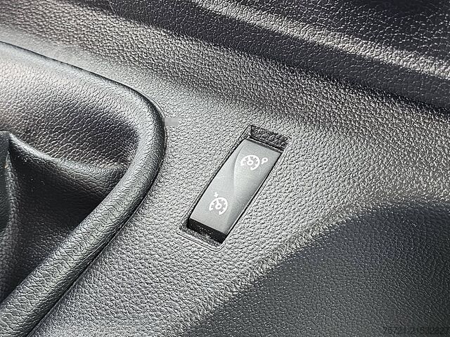 Suitcase RENAULT MASTER 2.3 Bakwagen Laadklep!