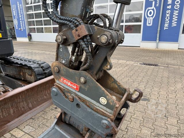 Excavadora de cadenas BOBCAT E55 Tiltrotator / 5.100 h