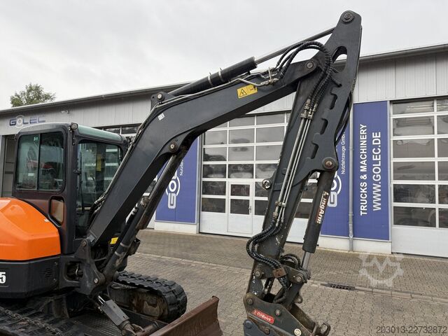 Excavadora de cadenas BOBCAT E55 Tiltrotator / 5.100 h